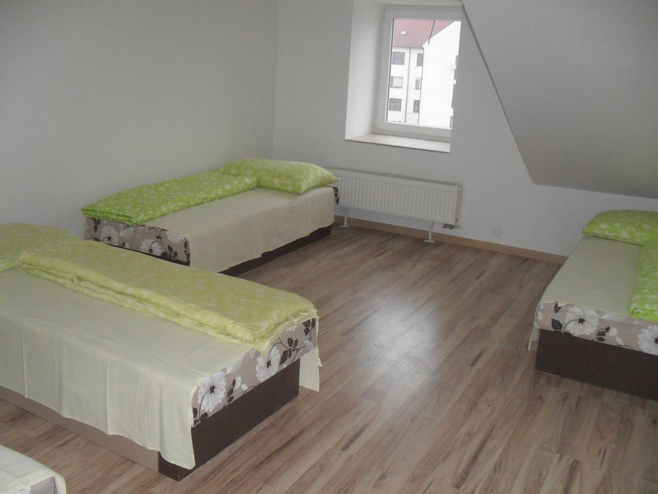 Hotel Tatra Malacky Bagian luar foto