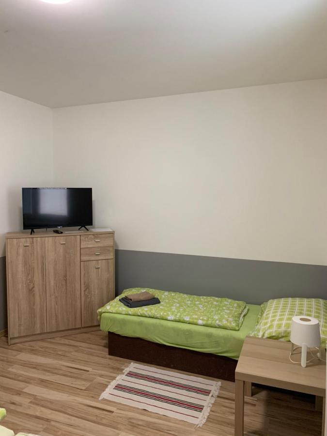 Hotel Tatra Malacky Bagian luar foto