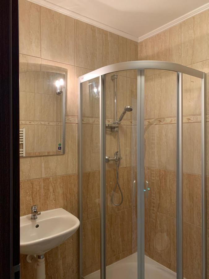 Hotel Tatra Malacky Bagian luar foto